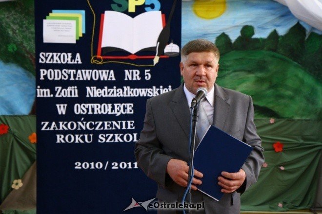 Zakończenie roku szkolnego SP nr 5 22.06.2011 - zdjęcie #18 - eOstroleka.pl