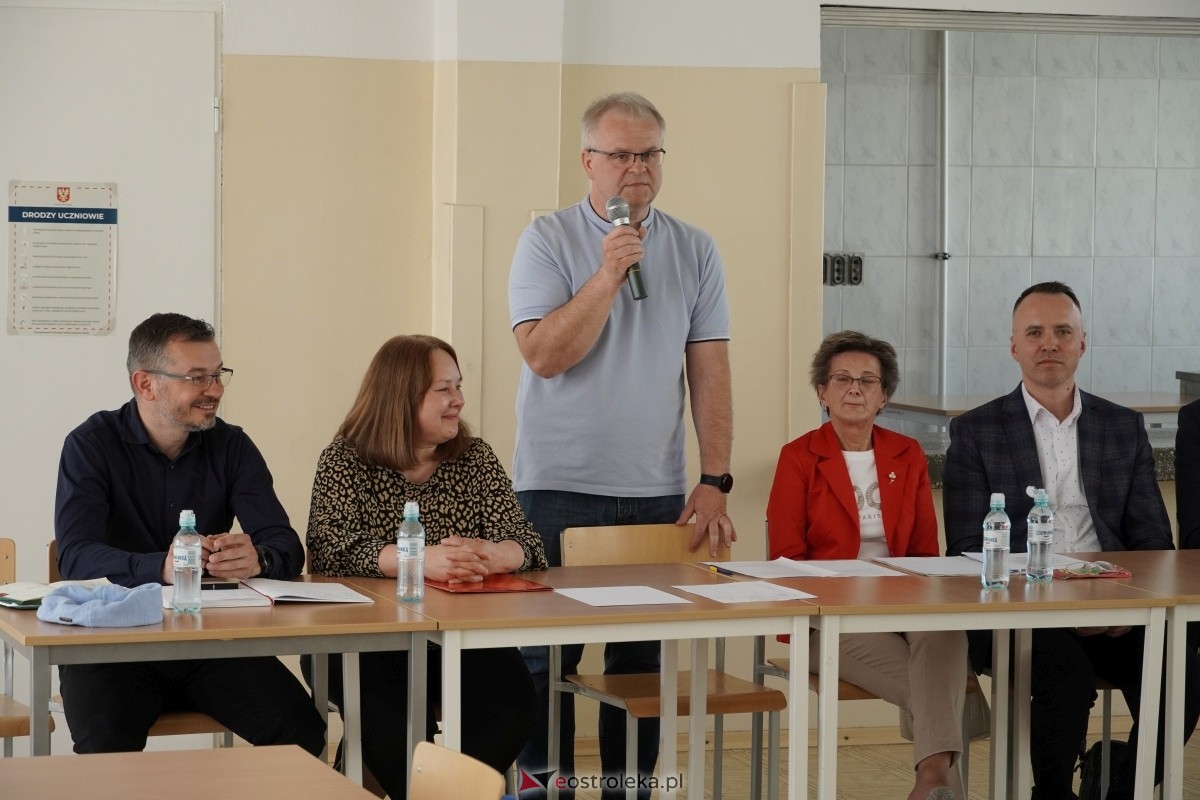 Wybory do Rady Osiedla Sienkiewicza [18.05.2024] - zdjęcie #17 - eOstroleka.pl