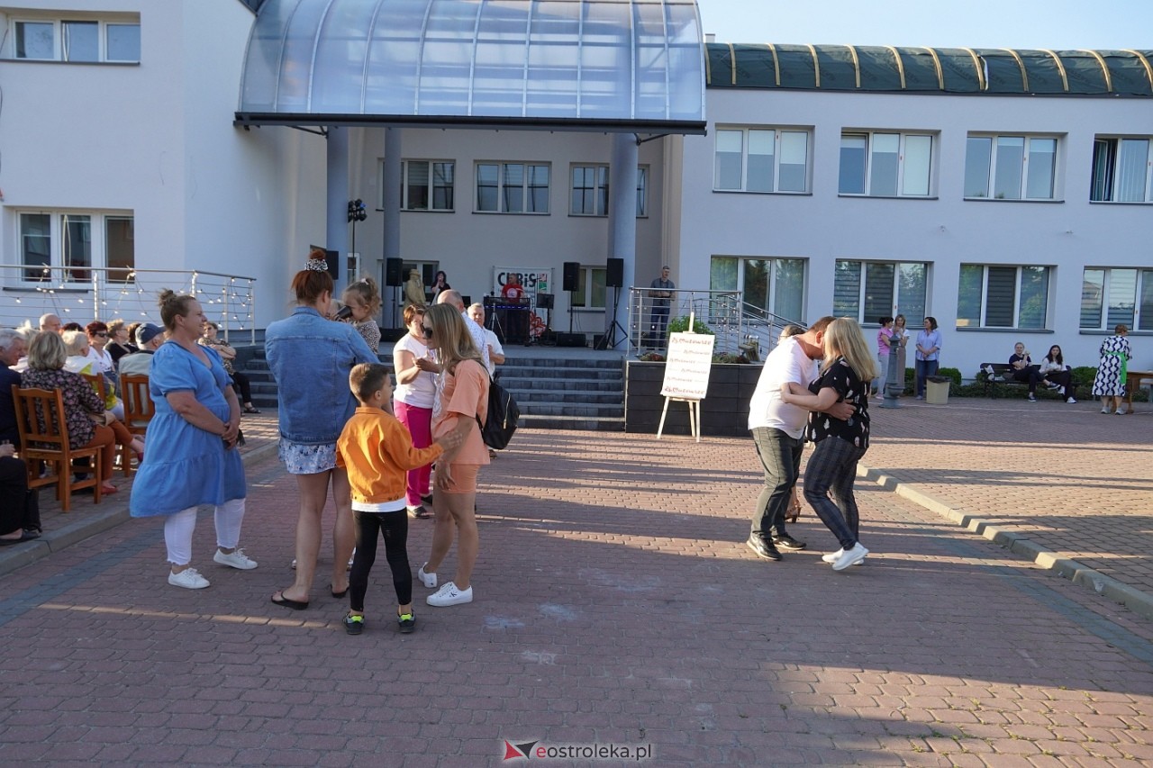 Potańcówka z zespołem Venus w Lelisie [18.05.2024] - zdjęcie #31 - eOstroleka.pl