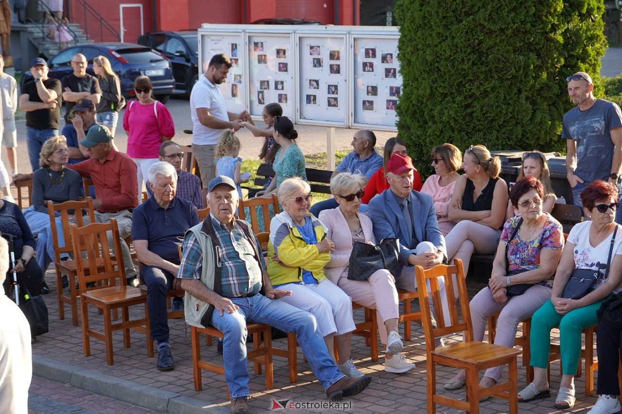 Potańcówka z zespołem Venus w Lelisie [18.05.2024] - zdjęcie #17 - eOstroleka.pl