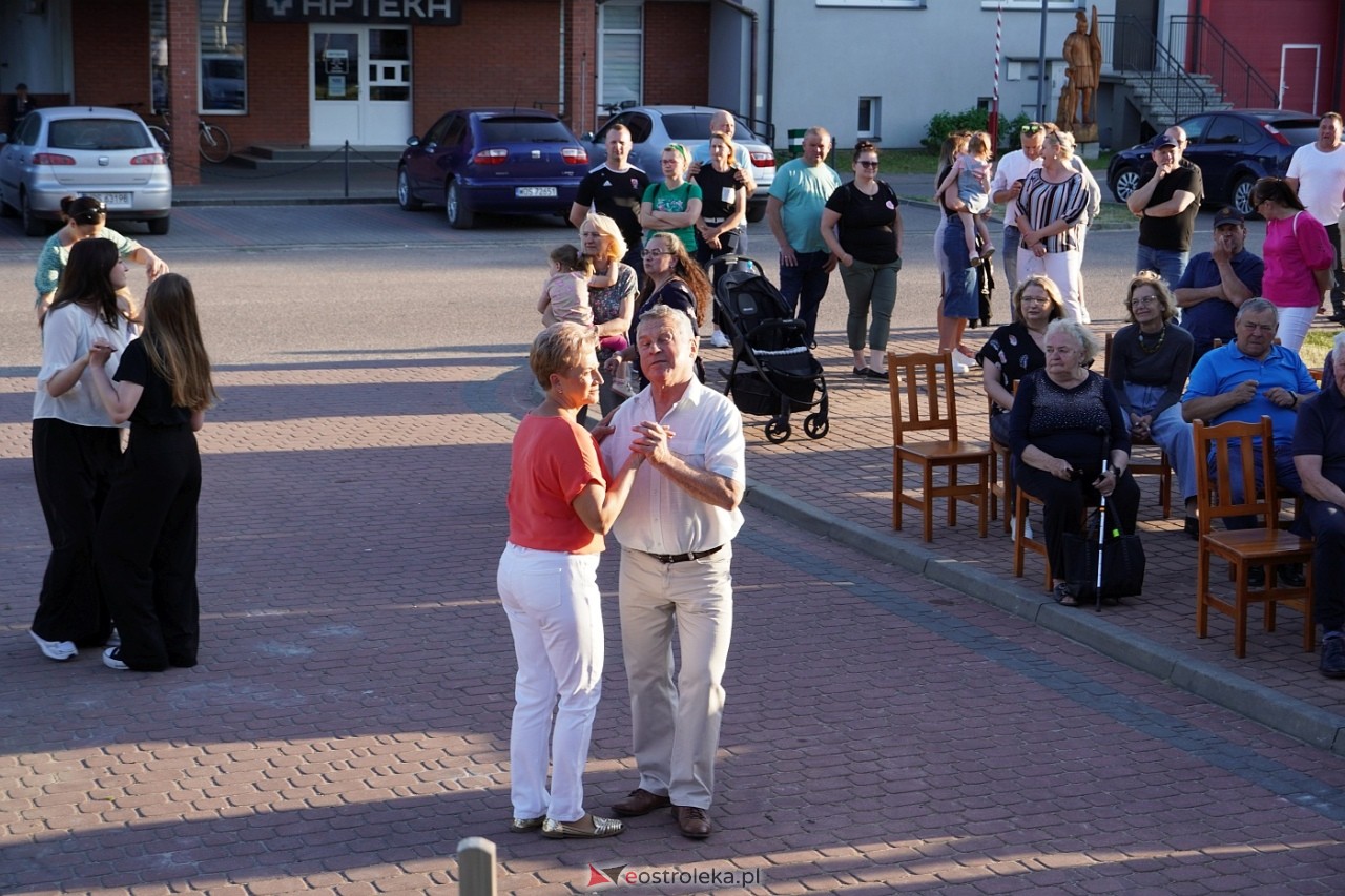 Potańcówka z zespołem Venus w Lelisie [18.05.2024] - zdjęcie #8 - eOstroleka.pl