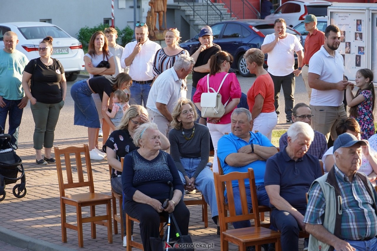 Potańcówka z zespołem Venus w Lelisie [18.05.2024] - zdjęcie #1 - eOstroleka.pl