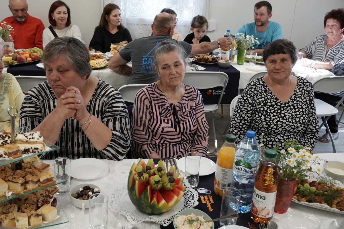 Jan Paweł II łączy Kruki z Wadowicami: Integracyjne spotkanie z okazji rocznicy urodzin Papieża Polaka [18.05.2024] - zdjęcie #13 - eOstroleka.pl