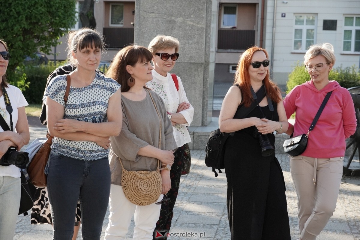 Noc Muzeów w Galerii Ostrołęka: Caravaggio, Nikifor i Piękna, Nasza [18.05.2024] - zdjęcie #25 - eOstroleka.pl