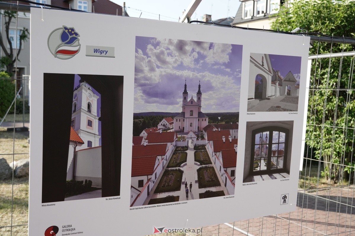 Noc Muzeów w Galerii Ostrołęka: Caravaggio, Nikifor i Piękna, Nasza [18.05.2024] - zdjęcie #11 - eOstroleka.pl
