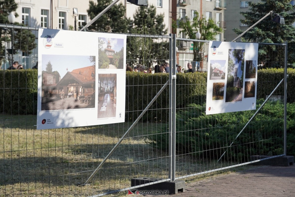 Noc Muzeów w Galerii Ostrołęka: Caravaggio, Nikifor i Piękna, Nasza [18.05.2024] - zdjęcie #4 - eOstroleka.pl