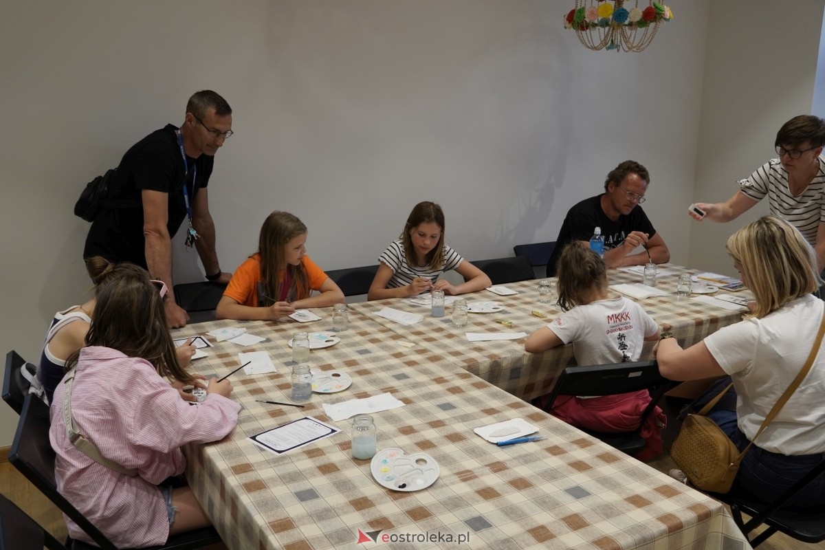 Noc Muzeów w Ostrołęce - Pora na Nikifora [18.05.2024] - zdjęcie #77 - eOstroleka.pl