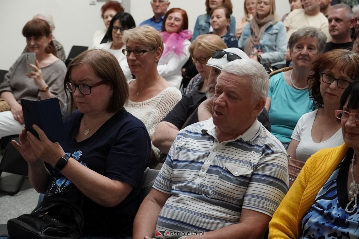 Noc Muzeów w Ostrołęce - Pora na Nikifora [18.05.2024] - zdjęcie #1 - eOstroleka.pl