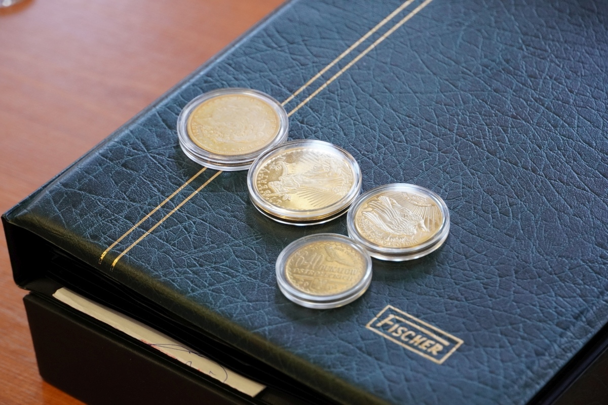 Giełda kolekcjonerska w Klubie Lokator [19.05.2024] - zdjęcie #15 - eOstroleka.pl