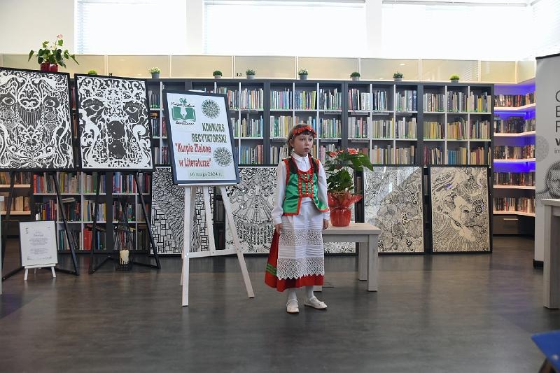Gminne eliminacje konkursu recytatorskiego Kurpie Zielone w iteraturze [20.05.2024] - zdjęcie #53 - eOstroleka.pl