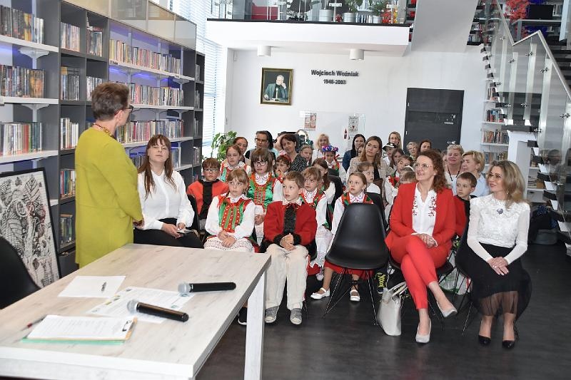 Gminne eliminacje konkursu recytatorskiego Kurpie Zielone w iteraturze [20.05.2024] - zdjęcie #32 - eOstroleka.pl
