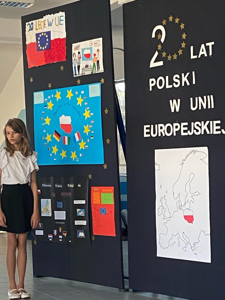 20 lat Polski w UE. Uroczystości w SP 10 [13.05.2024] - zdjęcie #40 - eOstroleka.pl