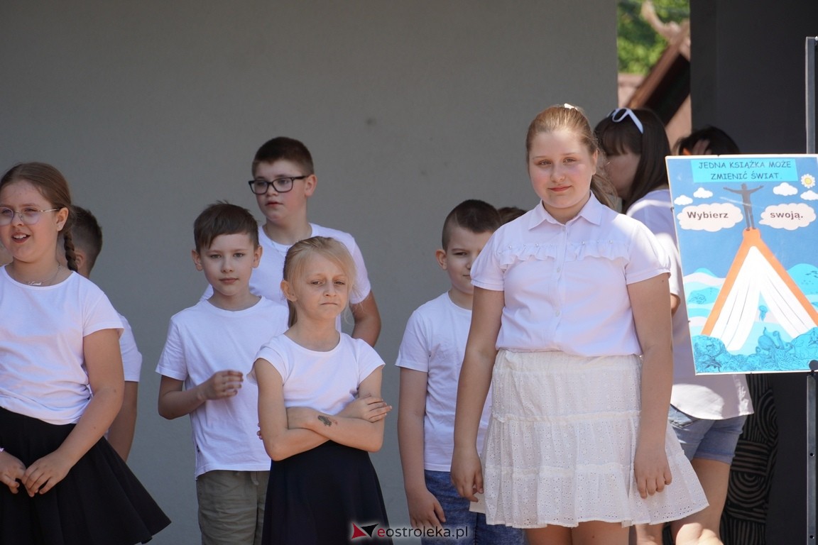 Happening Artystyczny w Kadzidle [22.05.2024] - zdjęcie #25 - eOstroleka.pl