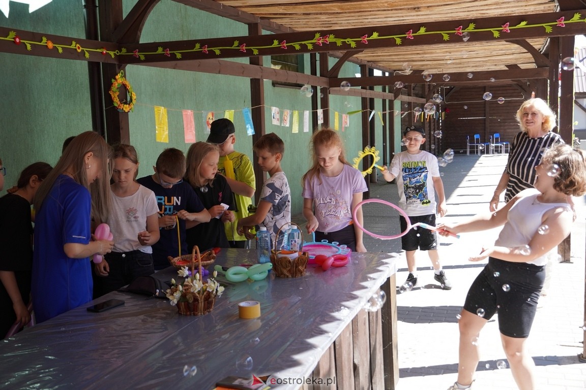 Happening Artystyczny w Kadzidle [22.05.2024] - zdjęcie #6 - eOstroleka.pl
