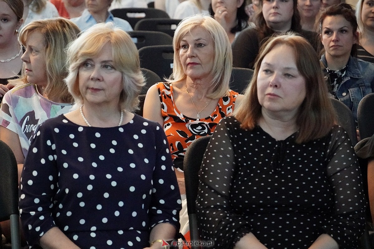 Konferencja profilaktyczna dla zdrowia psychicznego dzieci i młodzieży [22.05.2024] - zdjęcie #28 - eOstroleka.pl
