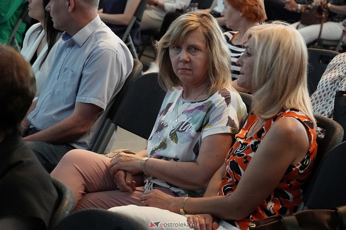 Konferencja profilaktyczna dla zdrowia psychicznego dzieci i młodzieży [22.05.2024] - zdjęcie #27 - eOstroleka.pl