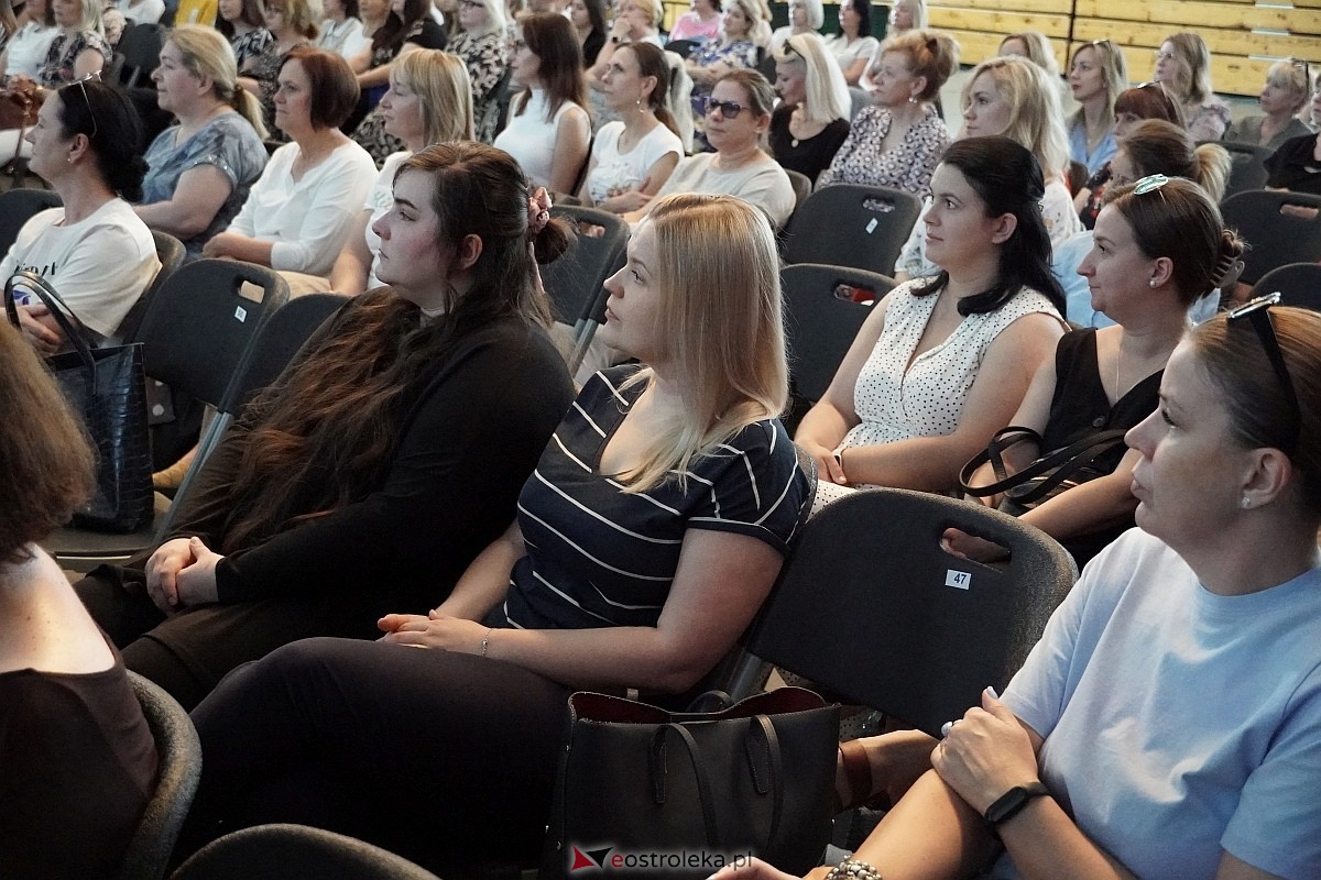 Konferencja profilaktyczna dla zdrowia psychicznego dzieci i młodzieży [22.05.2024] - zdjęcie #21 - eOstroleka.pl
