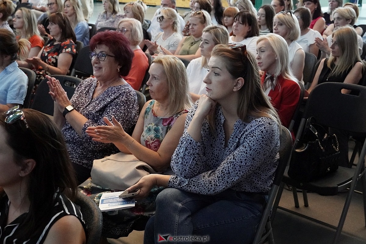 Konferencja profilaktyczna dla zdrowia psychicznego dzieci i młodzieży [22.05.2024] - zdjęcie #16 - eOstroleka.pl