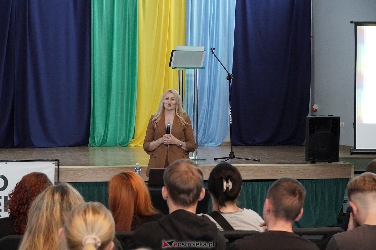 Konferencja profilaktyczna dla zdrowia psychicznego dzieci i młodzieży [22.05.2024] - zdjęcie #1 - eOstroleka.pl