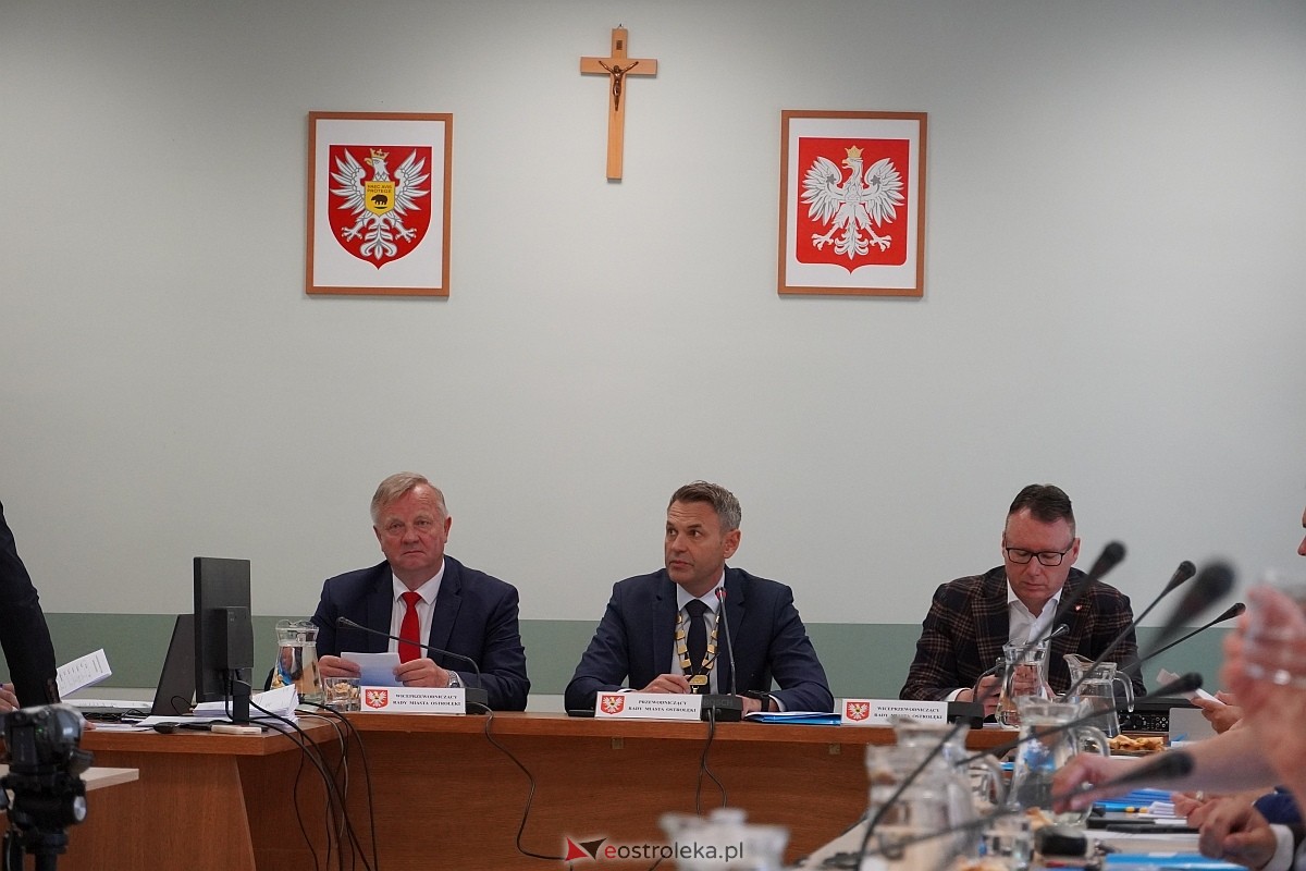 IV sesja Rady Miasta w Ostrołęce [23.05.2024] - zdjęcie #31 - eOstroleka.pl
