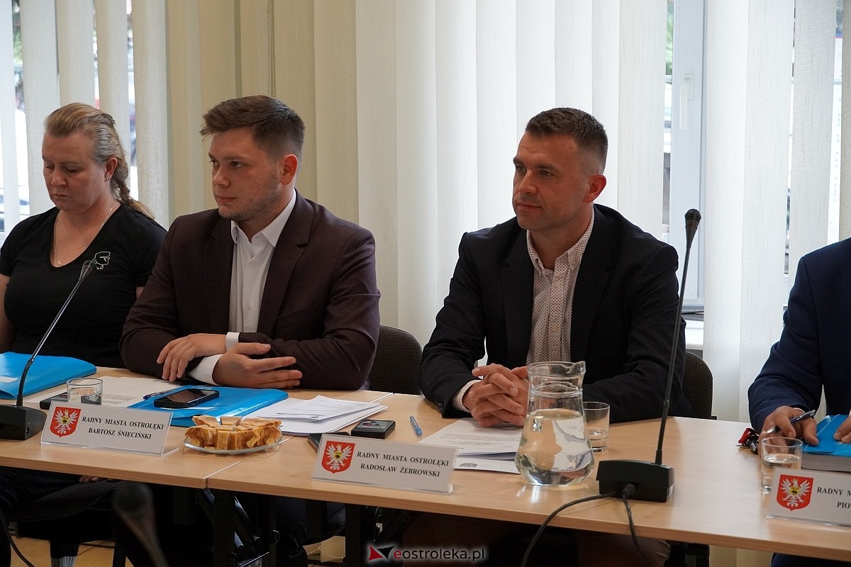 IV sesja Rady Miasta w Ostrołęce [23.05.2024] - zdjęcie #21 - eOstroleka.pl