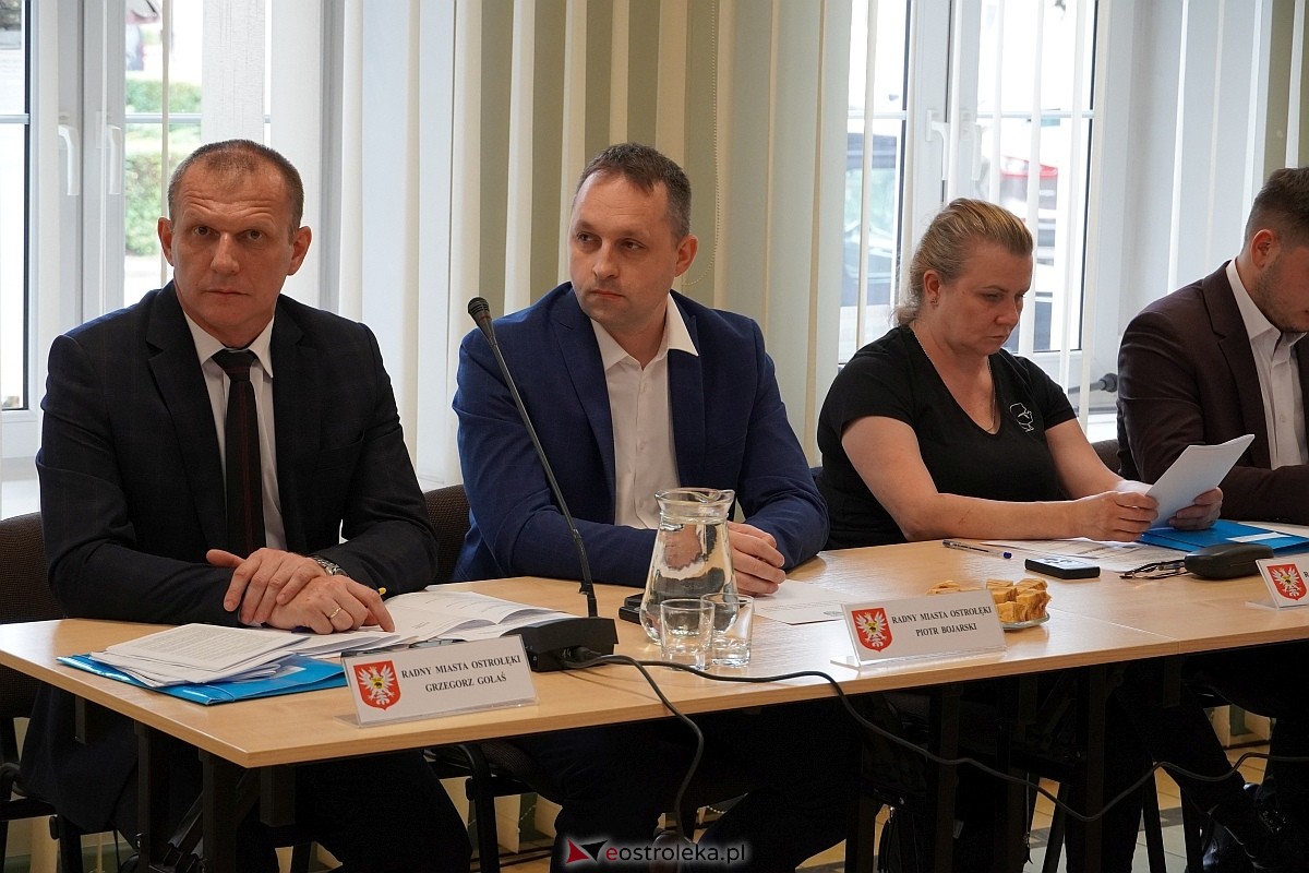 IV sesja Rady Miasta w Ostrołęce [23.05.2024] - zdjęcie #14 - eOstroleka.pl