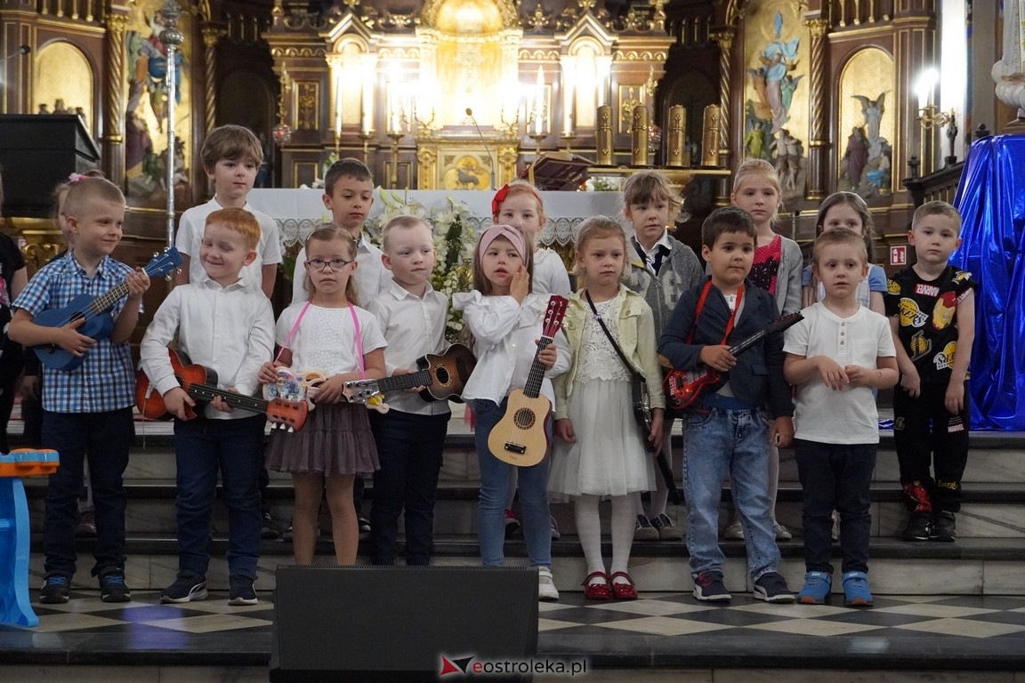 Festiwal Piosenki Religijnej w Goworowie [23.05.2024] - zdjęcie #46 - eOstroleka.pl