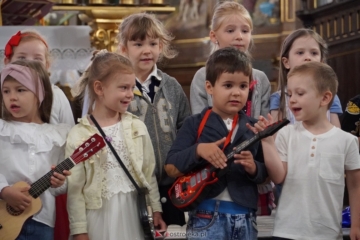 Festiwal Piosenki Religijnej w Goworowie [23.05.2024] - zdjęcie #39 - eOstroleka.pl