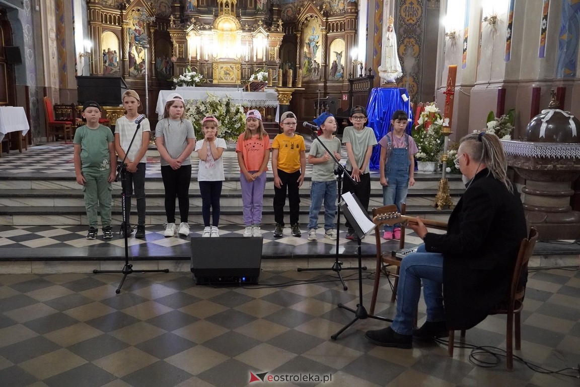 Festiwal Piosenki Religijnej w Goworowie [23.05.2024] - zdjęcie #17 - eOstroleka.pl