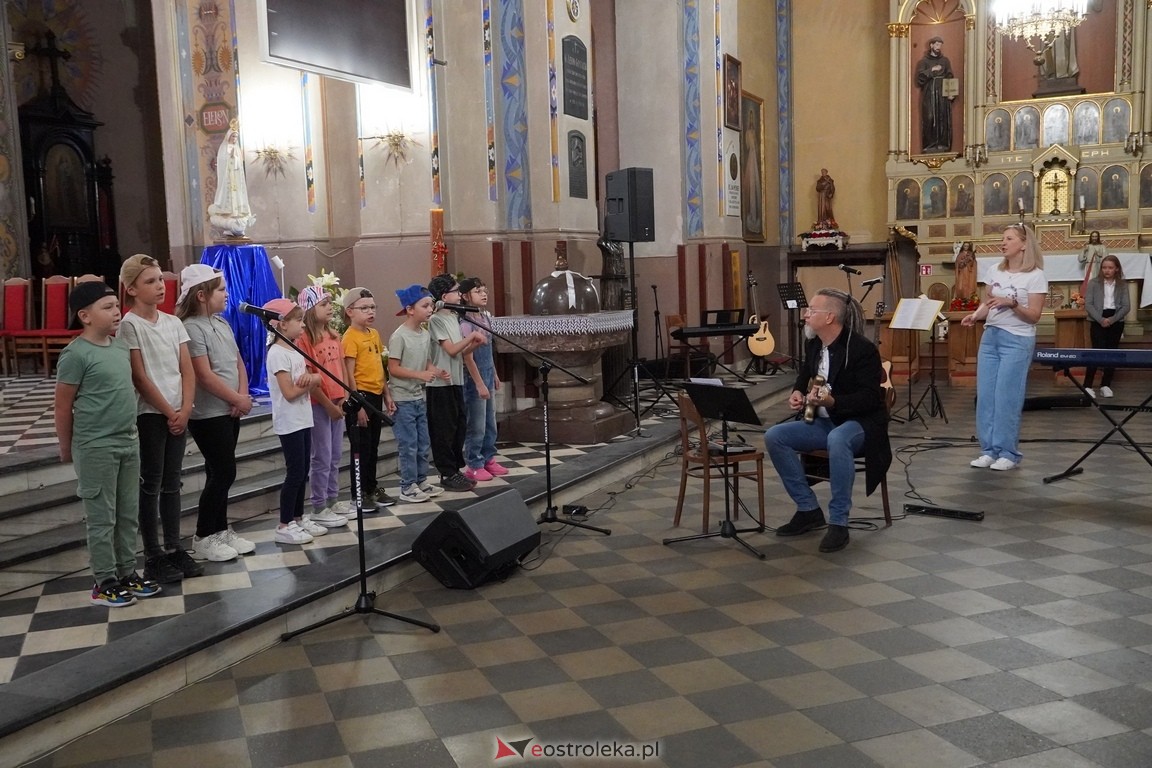 Festiwal Piosenki Religijnej w Goworowie [23.05.2024] - zdjęcie #9 - eOstroleka.pl