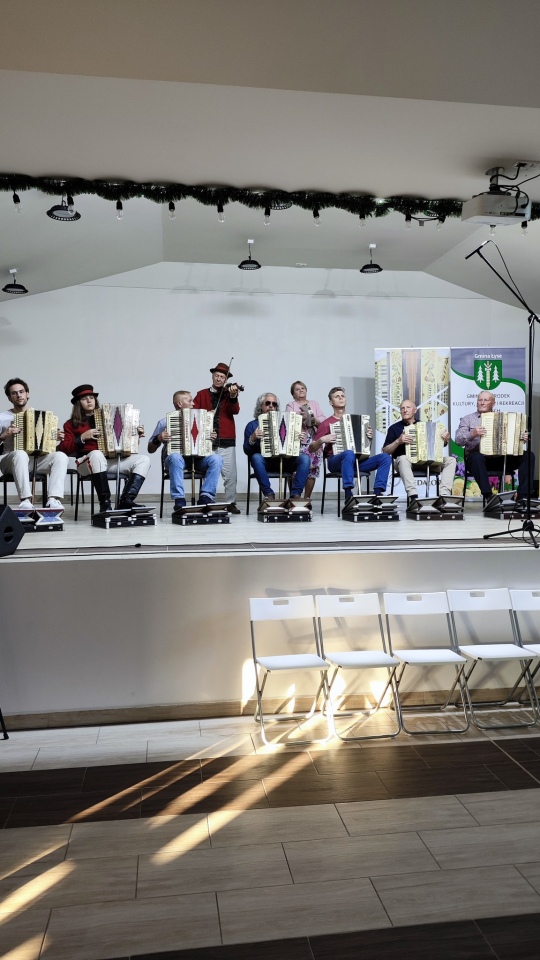 Koncert muzyki ludowej w Łysych [23.05.2024] - zdjęcie #38 - eOstroleka.pl