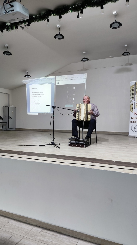 Koncert muzyki ludowej w Łysych [23.05.2024] - zdjęcie #34 - eOstroleka.pl