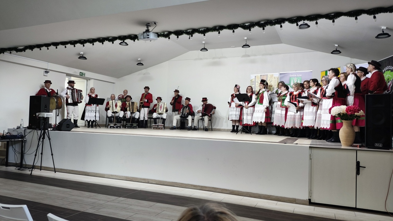Koncert muzyki ludowej w Łysych [23.05.2024] - zdjęcie #30 - eOstroleka.pl
