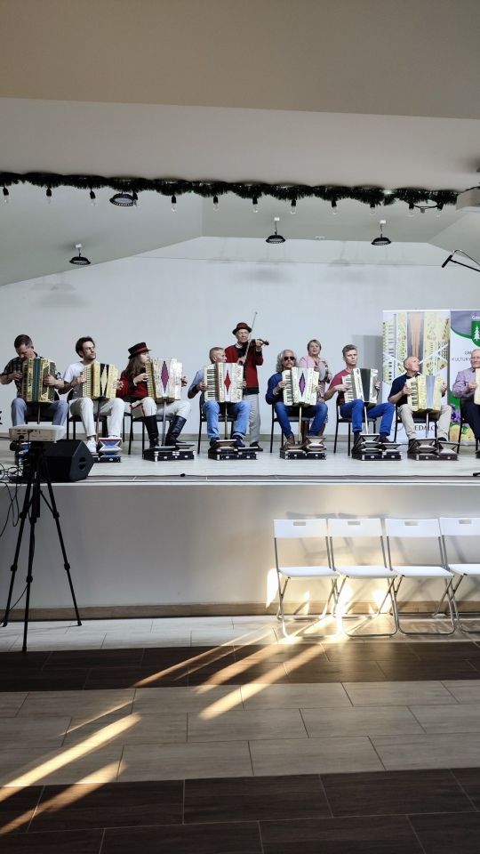 Koncert muzyki ludowej w Łysych [23.05.2024] - zdjęcie #27 - eOstroleka.pl