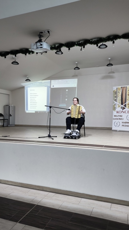 Koncert muzyki ludowej w Łysych [23.05.2024] - zdjęcie #19 - eOstroleka.pl