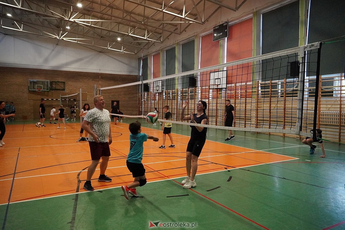 Dzień rodziny w Szkole Podstawowej nr 5 [24.05.2024] - zdjęcie #76 - eOstroleka.pl