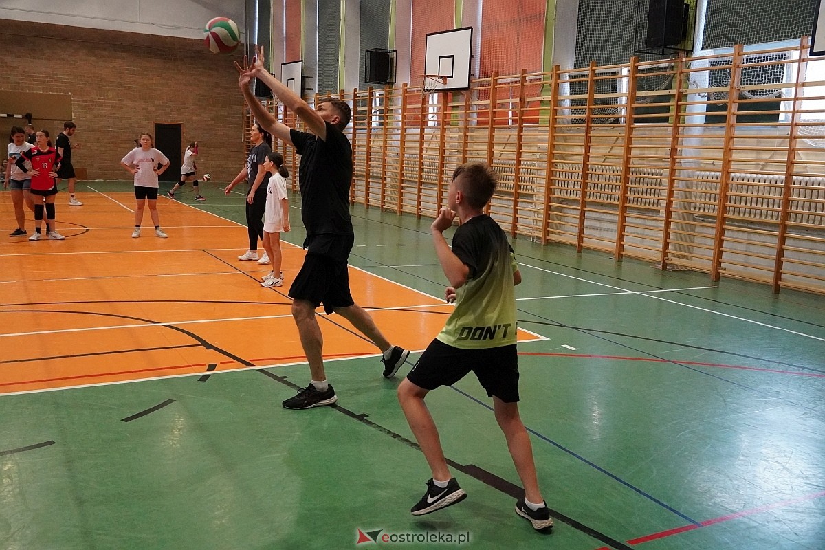 Dzień rodziny w Szkole Podstawowej nr 5 [24.05.2024] - zdjęcie #42 - eOstroleka.pl