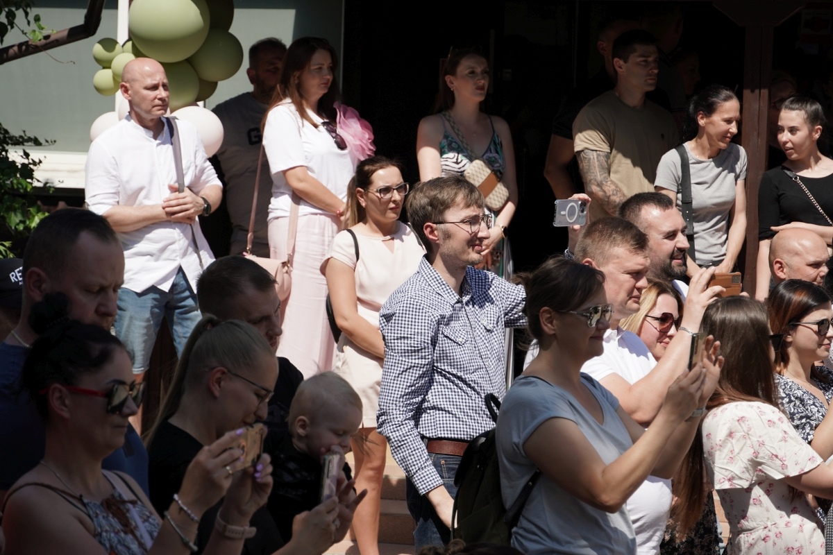 Przedszkole Miejskie nr 10: Wyjątkowe Święto Rodziny z udziałem małych artystów! [24.05.2024] - zdjęcie #20 - eOstroleka.pl