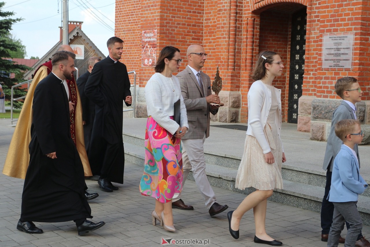 Relikwie Rodziny Ulmów w Myszyńcu [24.05.2024] - zdjęcie #16 - eOstroleka.pl