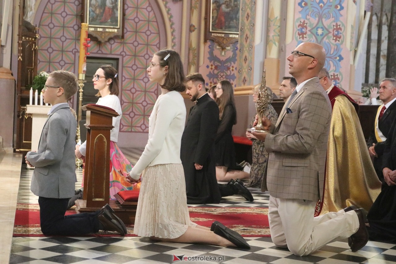 Relikwie Rodziny Ulmów w Myszyńcu [24.05.2024] - zdjęcie #10 - eOstroleka.pl