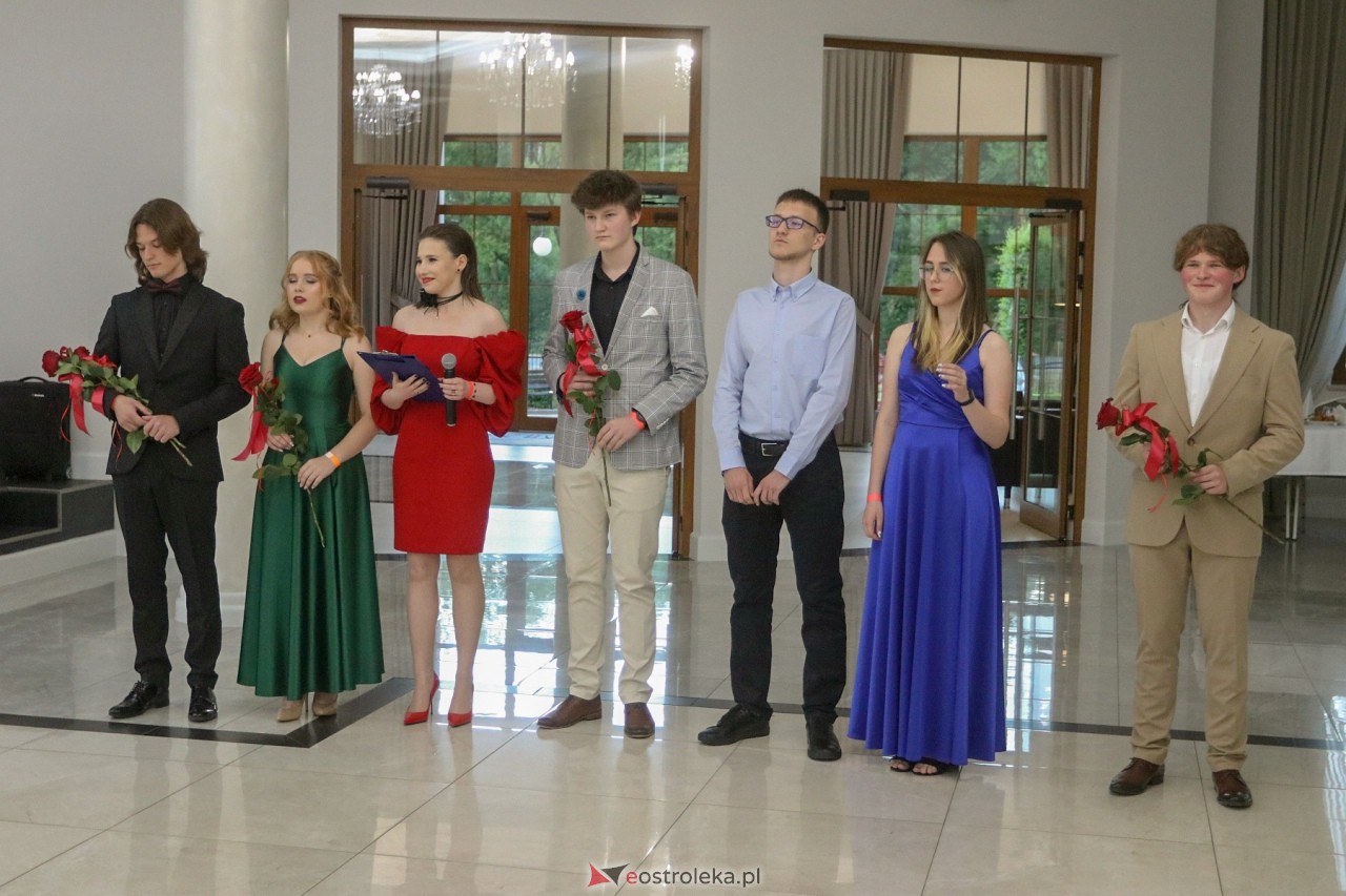 Półmetek w I LO w Ostrołęce [24.05.2024] - zdjęcie #108 - eOstroleka.pl