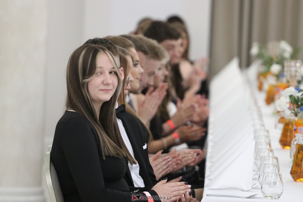 Półmetek w I LO w Ostrołęce [24.05.2024] - zdjęcie #97 - eOstroleka.pl
