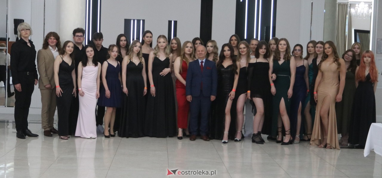 Półmetek w I LO w Ostrołęce [24.05.2024] - zdjęcie #46 - eOstroleka.pl