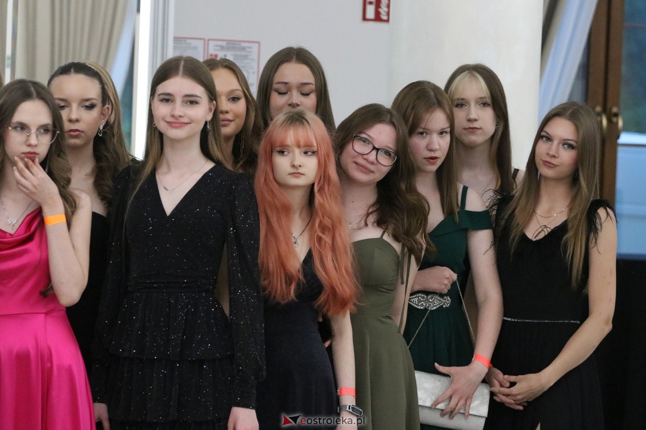 Półmetek w I LO w Ostrołęce [24.05.2024] - zdjęcie #85 - eOstroleka.pl