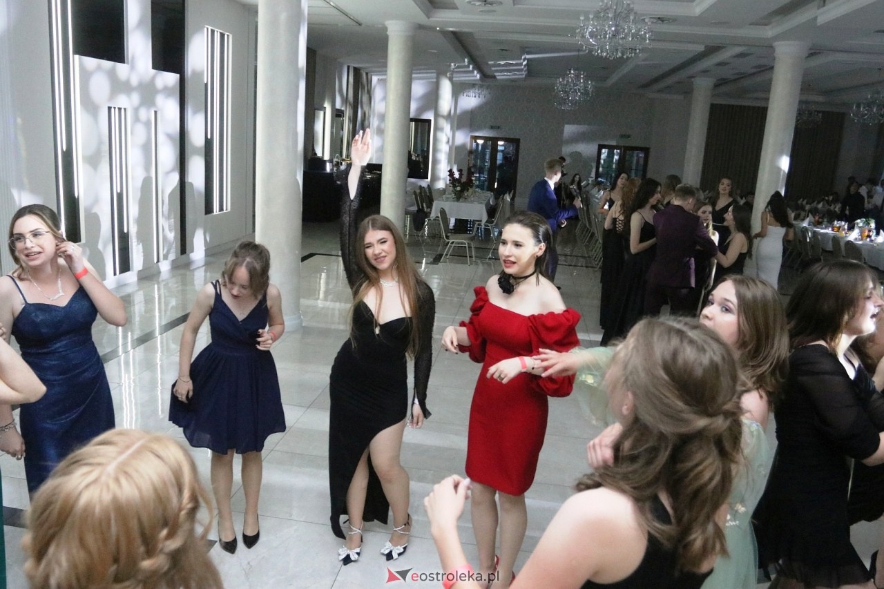 Półmetek w I LO w Ostrołęce [24.05.2024] - zdjęcie #24 - eOstroleka.pl