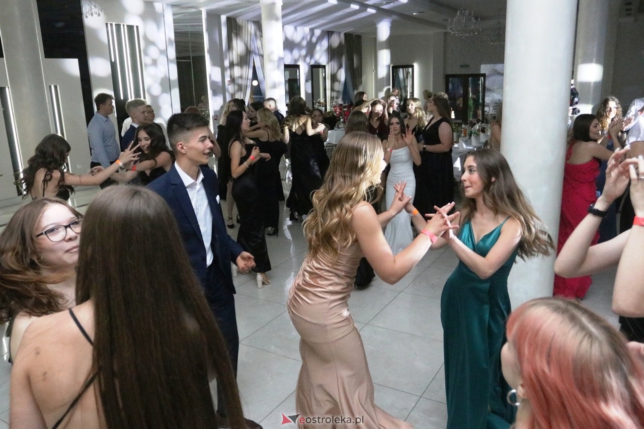 Półmetek w I LO w Ostrołęce [24.05.2024] - zdjęcie #9 - eOstroleka.pl