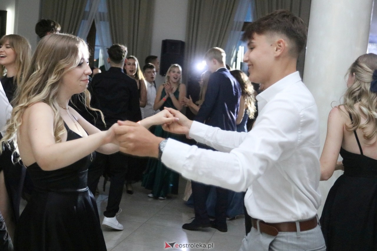 Półmetek w I LO w Ostrołęce [24.05.2024] - zdjęcie #3 - eOstroleka.pl