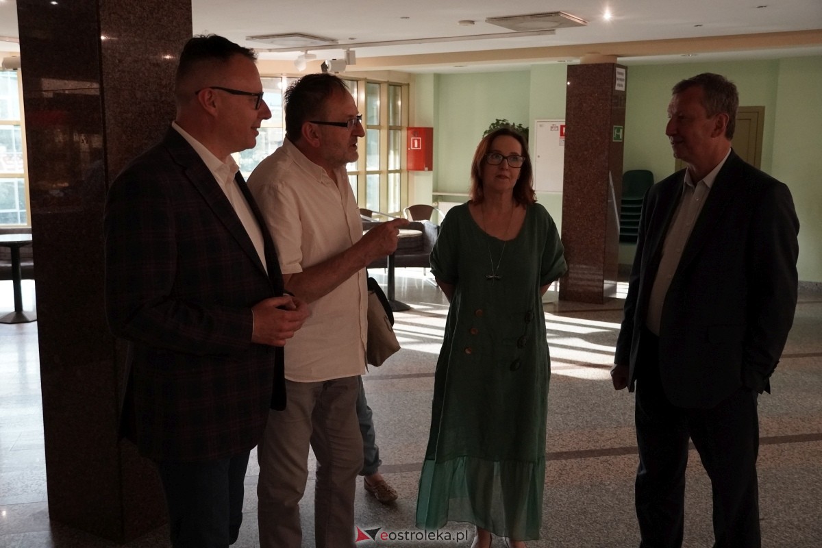 Wystawa “Dzieci” oficjalnie otwarta [24.05.2024] - zdjęcie #13 - eOstroleka.pl
