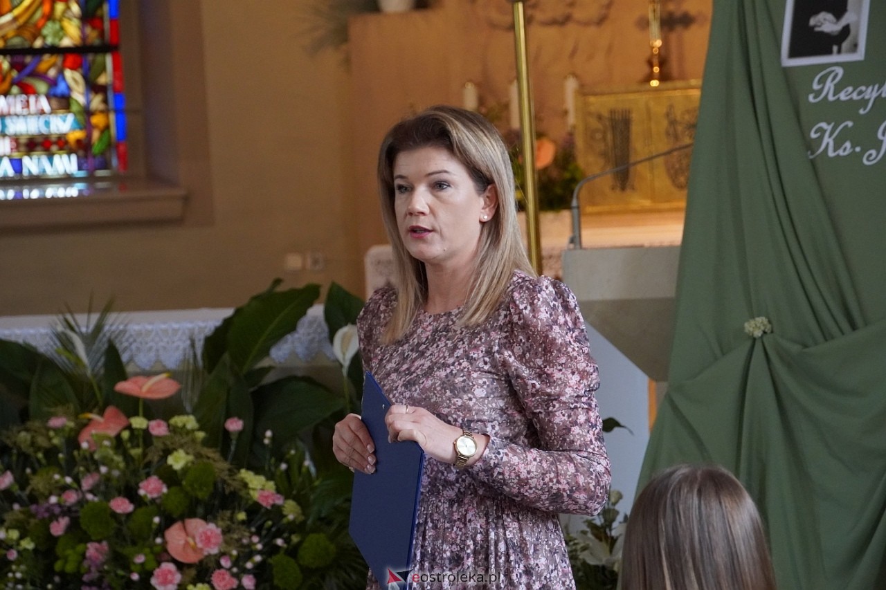 XXV Konkurs Recytatorski Poezji Ks. Jana Twardowskiego [25.05.2024]  - zdjęcie #63 - eOstroleka.pl