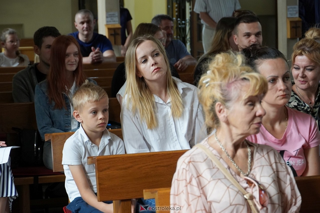 XXV Konkurs Recytatorski Poezji Ks. Jana Twardowskiego [25.05.2024]  - zdjęcie #58 - eOstroleka.pl